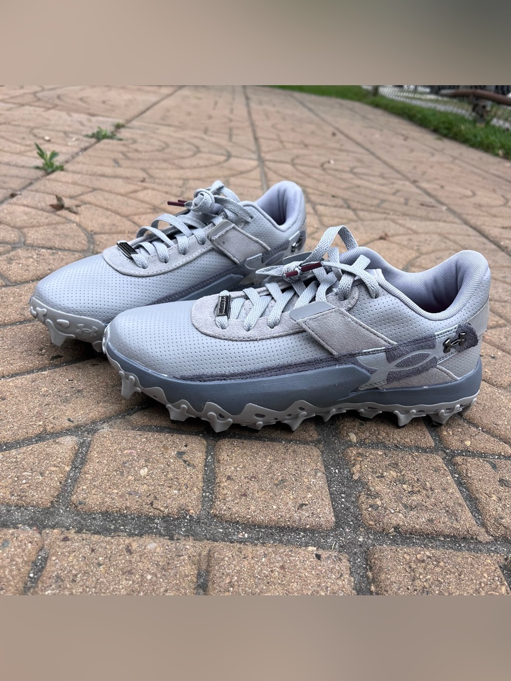 Under Armour Baseball cleats Light Gray